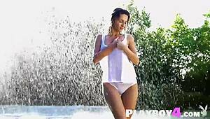 WOW beautiful wet MILF Cara Mell flaunts perfect body in steamy outdoor striptease!