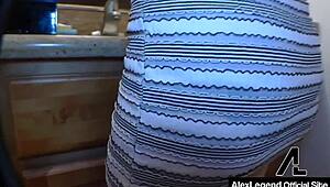 pastorkina Penny Pax s seksi stopali naredi, da brat Alex Legend trza - glej jo drkati veliko sponko mokro pičko