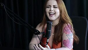 ruiva safada isadora closel mostra seus enormes peitos apos... uh, sempre foi exibida nunca fez menage... vai sambar no carnaval num lugar inusitado!