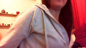 My Sweaty Yoga Feet Make Me So Horny After Class