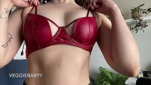 veggiebabyy shiny tease hides curvy secrets?