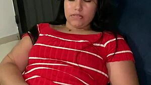 Mi Madrastra's Fat Colombian Ass In Kitchen Makes Me Hard, She Excites For Hard Fuck!