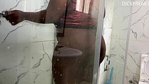 Boss Wife Risks Steamy Bathtub Quickie with Lover