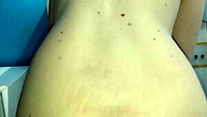 gf takes bareback anal ride with cum on pussy