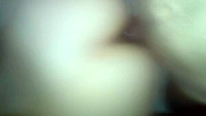 Aussie amateur slut girlfriend spreads legs for homemade pounding by horny friend