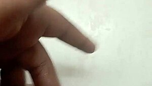 What makes this sexy 2023 solo squirting fingering so addictive?