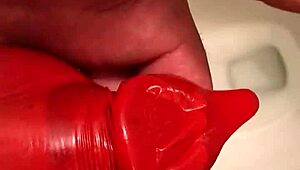 condom piss play gets super messy 😜💦
