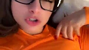 velma dinkley gives the perfect scooby doo blowjob with dirty talk