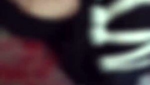 I'm bangin indonesian jilbab girl in her kontrakan damn