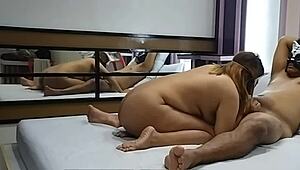 Amateur Asian chubby couple licks girlfriend fat pussy in hotel sogo before hardcore missionary pounding