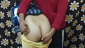 Jiju fucks her comfy, no tearing that pussy huh? Hindi moans!