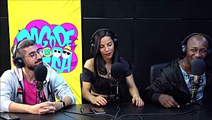 safada morena talks dirty with boyfriend while he fucks her brazilian ass 😈🔥