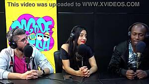 safada morena talks dirty with boyfriend while he fucks her brazilian ass 😈🔥