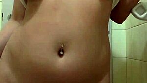 Hijastra Shows Padrastro Big White Saggy Tits And Wet Pussy In Bathroom Play