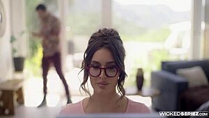 DIGITAL DUDE Pounds Petite Virtual VIXEN Hardcore!