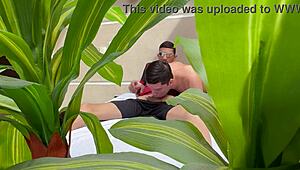 boyzinho ganhou minha pica inteira no cu de natal como pediu o safado