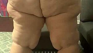 Irresistible BBW Big Ass Tempts Your Gaze