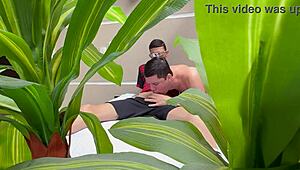 boyzinho ganhou minha pica inteira no cu de natal como pediu o safado