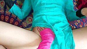 Милая индианка в миссионерке после уроков крупняк 😘💦