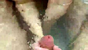 hey, that bath handjob turned into an epic underwater cumshot explosion right? 