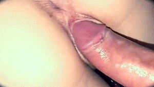 damn stepsis first anal hurts so i just push the tip in slow!!