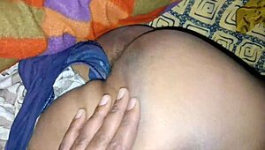 Gaon ki jawaan bhabhi chupi pyaas bujhaati devar ke monster cock se 🔥💦