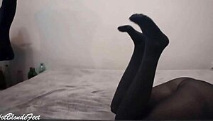 Her sexy legs in leggings drive me wild - Miley Grey