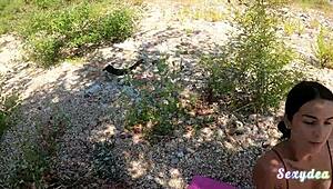 sexydea shakes ass in provocative pov romp by the lake