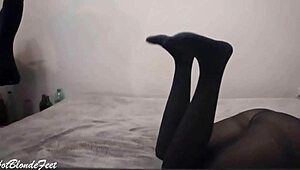 Her sexy legs in leggings drive me wild - Miley Grey