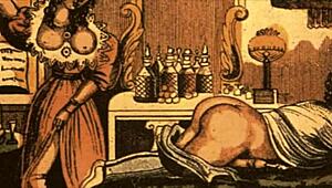 check these vintage erotic drawings full of steamy antique passion.