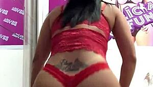 WILL RABUDA PROSTITUTE TEASE CORNO IN HEELS AND LINGERIE?