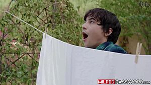 oh god ebony milf olivia jayy workout got me so hard i need her pussy nowww