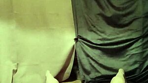 oh esclave f, autoseance uro con insultes y masturbacion salvaje