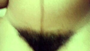 Horny PREGNANT STEPMOM Wants YOUR CREAMPIE