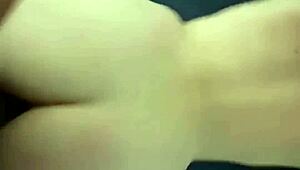 comendo cuzinho da esposa do amigo creampie dentro