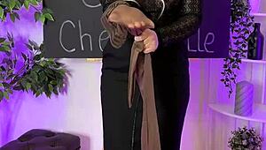 oh man that sexy milf's coffee stockings make me weak in nylons club