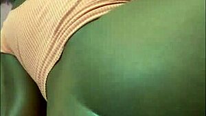 ebony latina turns boring day into raw pounding?