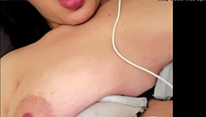 her dick sucking lips are insanely hot 🍆😍