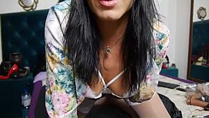 Milfycalla's Fetish Blowjobs Spill Cum on Big Ass Latina Slut Shorts