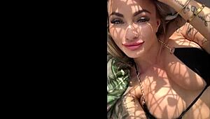 uhh office fun with my big tats milf boss, she's teasin' me so bad playin' solo pov 😩💦