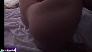 oye, meteme mi juguete en mi culo con ese big cock! 🍑🔥