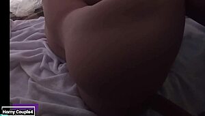 oye, meteme mi juguete en mi culo con ese big cock! 🍑🔥