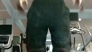 21yo cutie works out with daddy in dorm homemade fitness fun 💪😏