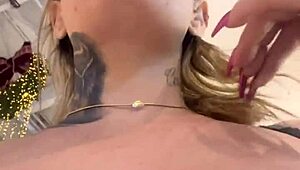 fingering my wet pussy with vibrator in public mall bathroom i squirt everywhere!!