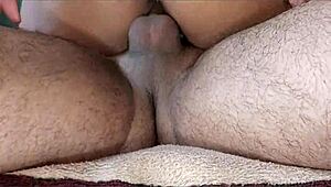 uff, mi coño gets penetrated close up while i bounce on this huge cock