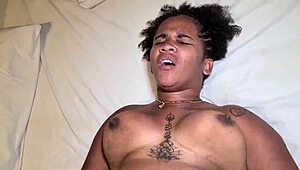 Petite Stepsister's Tight Pussy Grips Fat Dildo Hard in Wild Orgasmic Hardcore Test