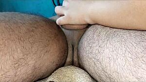 uff, mi coño gets penetrated close up while i bounce on this huge cock