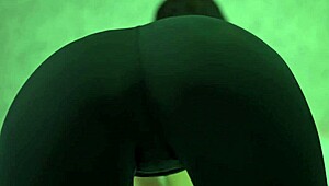 check those blowjob slurps and big puffy pussy lips peeking thru yoga pants in 69 close up