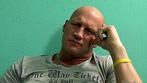 raw bareback fucking dizzy ts ryder monroe doggystyle then spooning in bedroom