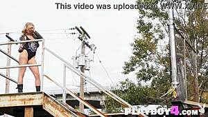 blondes pose nude with busty milf curves